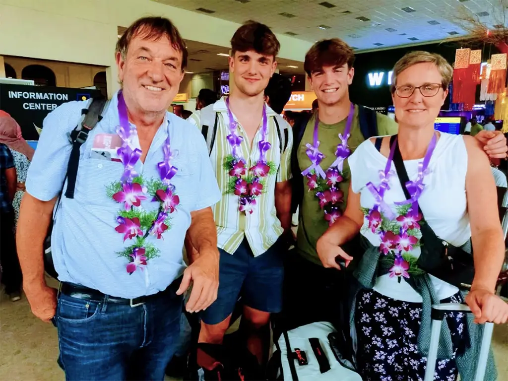 Sri Lanka Tours by tourhubtravel