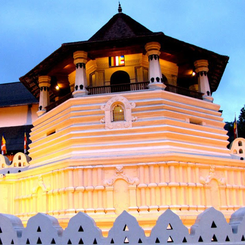 Sri Lanka Tours Tourhubtravel temple of the tooth relic