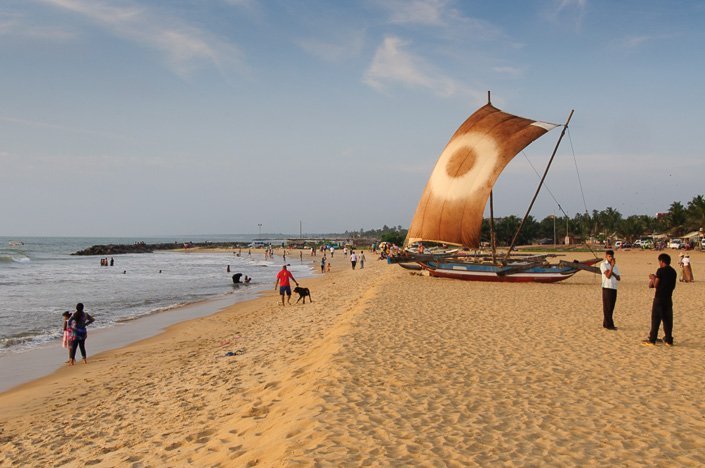 negombo-tourhubtravel.jpg