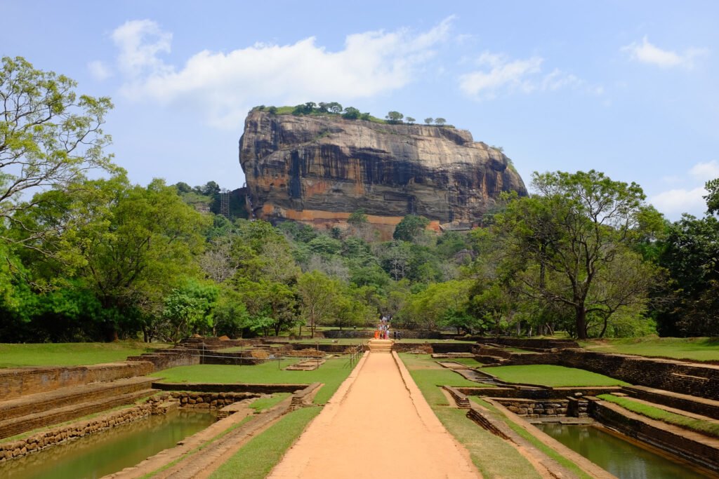 Sigiriya-tourhubtravel.jpeg